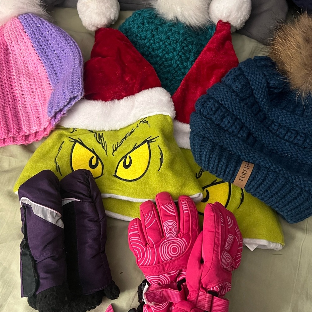 Kid’s Winter Hat and Glove Collection
